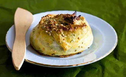 Ispanaklı Gül Böreği